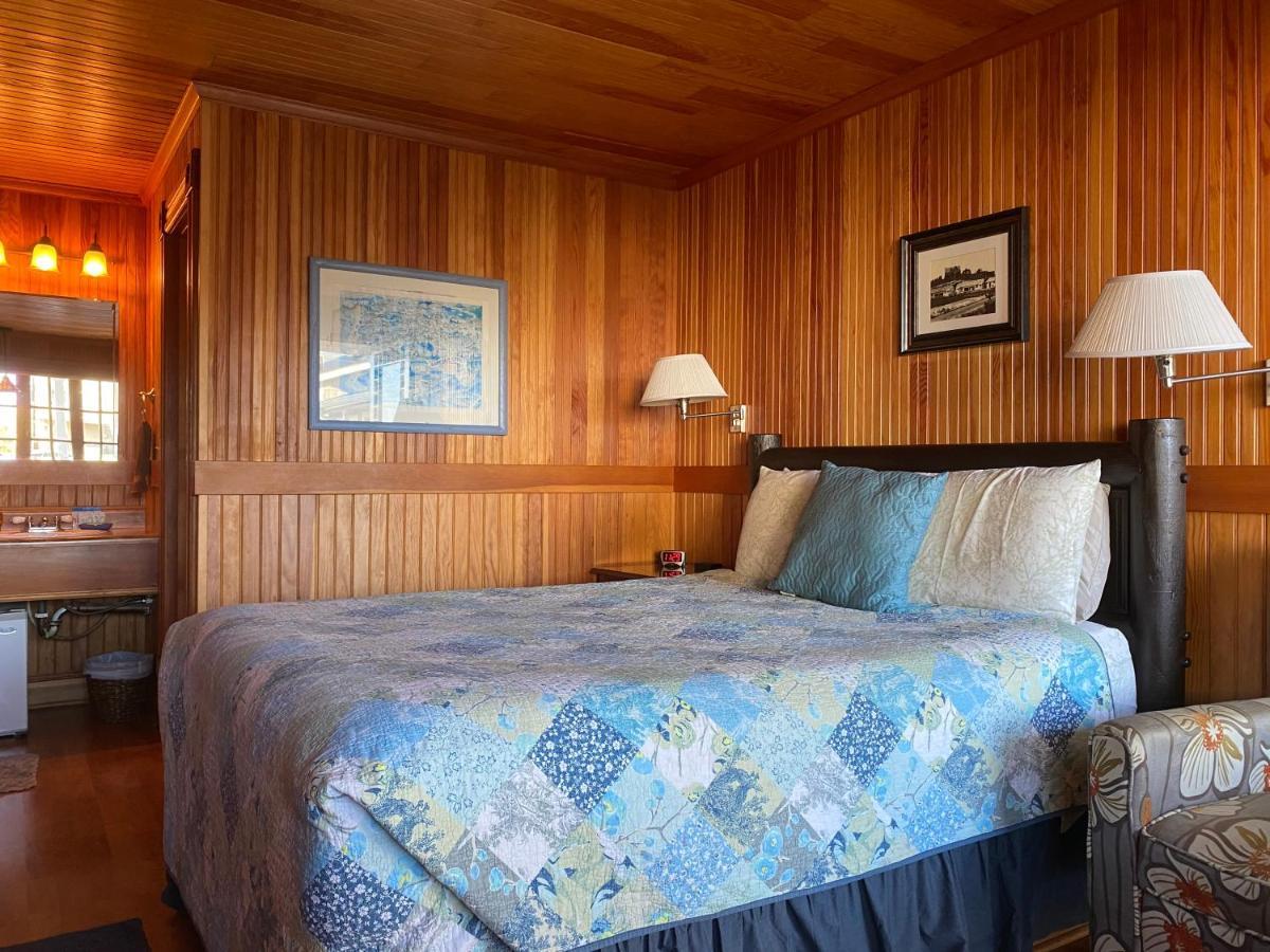 Whistling Winds Motel Λίνκολν Σίτι Εξωτερικό φωτογραφία
